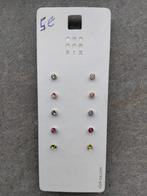 Oorstekers met strass steentjes,versch. kleuren;1 euro/stuk., Overige materialen, Overige kleuren, Nieuw, Ophalen of Verzenden
