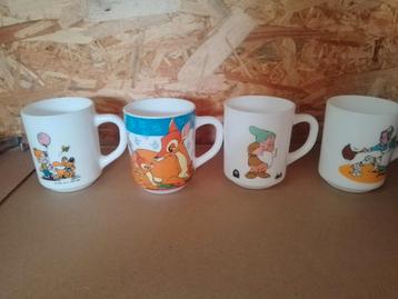 Retro arcopal Disney mug verzameling  beschikbaar voor biedingen