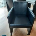 Zeteltjes in skai, Gebruikt, Zwart, Modern, Vijf, Zes of meer stoelen