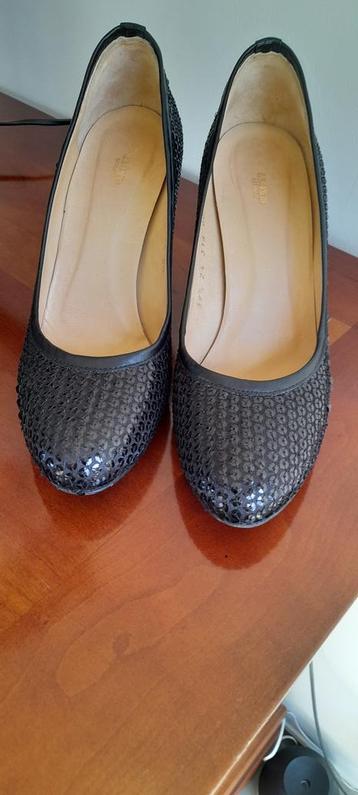 Damesschoenen/pumps 39.5 beschikbaar voor biedingen
