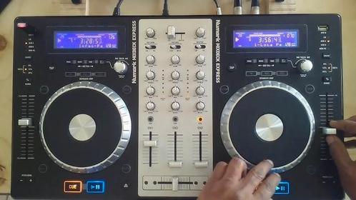 Standalone DJ controller Numark Mixdeck+ muziek en DJ soft, Muziek en Instrumenten, Dj-sets en Draaitafels, Zo goed als nieuw