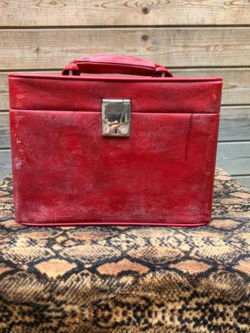 Vintage beautycase met slot - jaren ‘70 beschikbaar voor biedingen