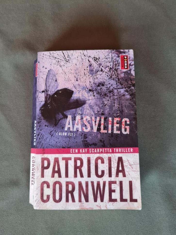 Patricia Cornwell_Aasvlieg, Boeken, Thrillers, Gelezen, Amerika, Ophalen of Verzenden