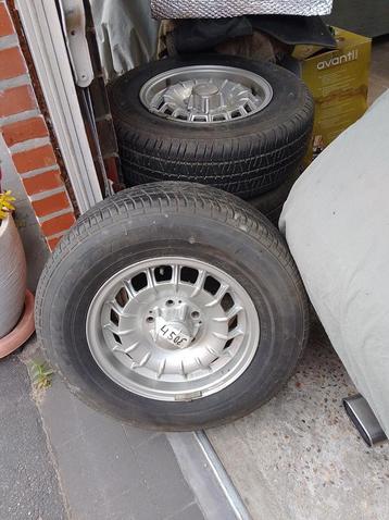 Aluminium velgen met banden.voor Mercedes  beschikbaar voor biedingen