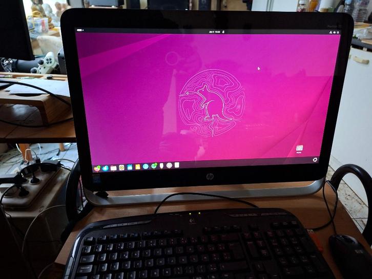 HP pavilion 23, Informatique & Logiciels, Ordinateurs de bureau, Utilisé, 2 à 3 Ghz, SSD, 8 GB, Enlèvement