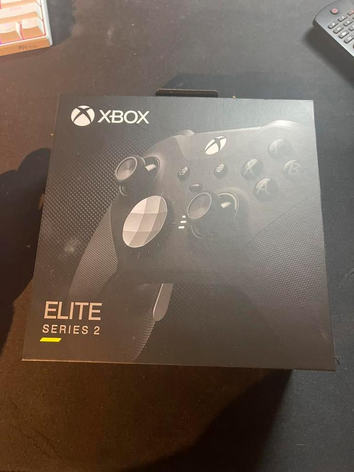 Xbox Elite Series 2, Games en Spelcomputers, Spelcomputers | Xbox | Accessoires, Zo goed als nieuw, Xbox One, Controller, Draadloos