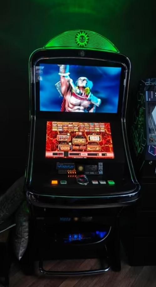 Merkur Slant Top - My Top Game | 244 Games | Jackpot game!, Collections, Machines | Machines à sous, Comme neuf, Euro, Avec clés