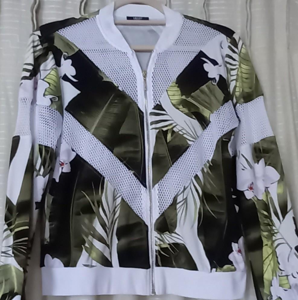 Pull Liu-Jo, Enlèvement