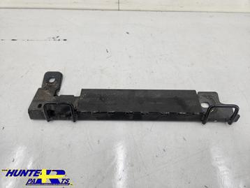 Isofixsteun rechts Volvo V70/XC70/S60/S80 ('00-'08) 9208865 beschikbaar voor biedingen