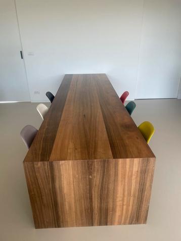 Table à vendre — pour les vrais passionnés de design !, Maison & Meubles, Tables | Tables à manger, Enlèvement, Comme neuf