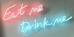 Eat me drink me neon en veel andere leuke decoratie neons, Verzamelen, Nieuw, Ophalen of Verzenden, Lichtbak of (neon) lamp