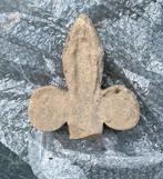 Natuursteen Ornament ‘franse lelie’, Ophalen of Verzenden