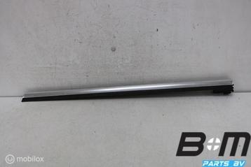 Ruitschachtafdichting rechtsachter Audi A4 8H 8H0839478 beschikbaar voor biedingen