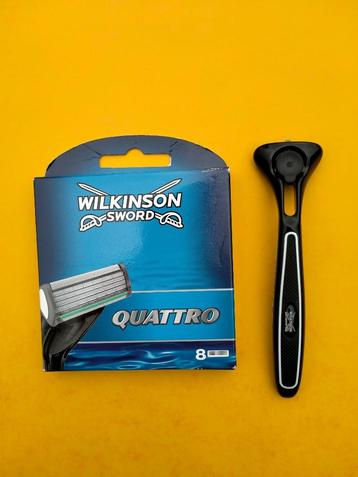 Wilkinson Quattro 8 mesjes + houder --- NIEUW