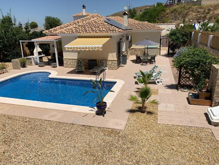 Last minute Onze luxe villa met prive zwembad nu te huur, Vakantie, Vakantiehuizen | Spanje, Costa's overige, Landhuis of Villa