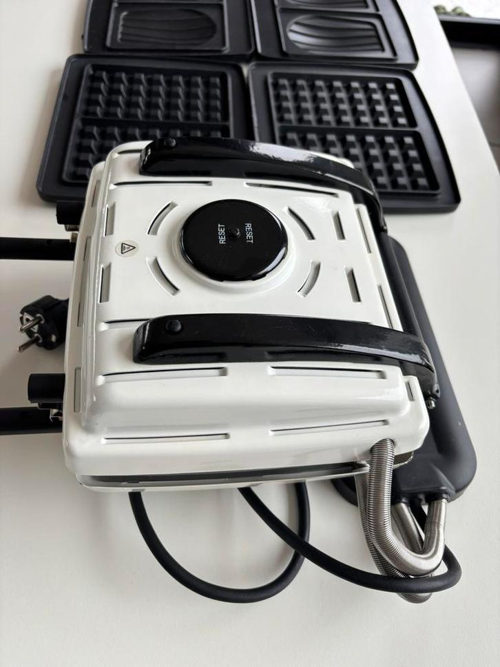 Nova wafelijzer Pro Top - 1.800 W, Elektronische apparatuur, Wafelijzers, Zo goed als nieuw, Ophalen of Verzenden