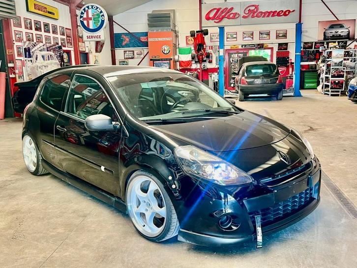 Wow wow wow clio benzine, Auto's, Renault, Bedrijf, Clio, Cruise Control, Benzine, Zwart, Zwart, Ophalen