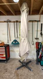 Parasol, Ophalen, Gebruikt, Parasolvoet, 3 tot 4 meter