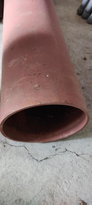 Metalen buis grote diameter beschikbaar voor biedingen