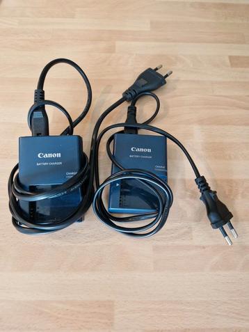 Opladers en batterijen voor Canon camera beschikbaar voor biedingen