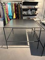 Smeedijzeren tafel, Huis en Inrichting, Tafels | Eettafels, Ophalen, Overige materialen, Gebruikt, Vierkant