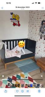 Pericles omvormbaar babybed + matras en accessoires, Kinderen en Baby's, Ophalen, Zo goed als nieuw, Minder dan 140 cm, Matras