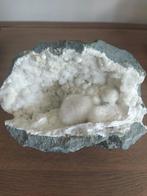 mineraal dolomiet met pyriet(Oujda)+agaat+hematiet+jaspis, Verzamelen, Verzenden, Mineraal