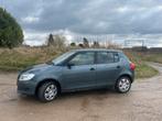 Skoda Fabia 2014 essence 4800€, Auto's, Skoda, Euro 5, Stof, Centrale vergrendeling, Blauw