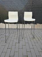 2 witte barkrukken Glenn van Ikea, Huis en Inrichting, Barkrukken, Ophalen, Gebruikt, Met voetsteun, 60 tot 90 cm