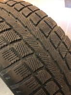 Set Winterbanden op velg 215/55 R16, Auto-onderdelen, Banden en Velgen, Ophalen, Banden en Velgen, Winterbanden, Personenwagen