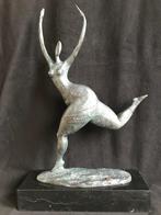 Bronzen dikke abstracte rennende dame.Milo zuiver brons, Antiquités & Art, Art | Sculptures & Bois, Enlèvement ou Envoi
