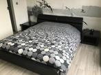 Zwart bed leder en 2 zwarte nachtkastjes, Huis en Inrichting, Ophalen, Zo goed als nieuw, Tweepersoons, Modern