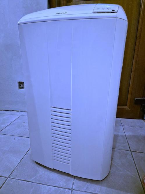Airwell airconditioner, Elektronische apparatuur, Airco's, Gebruikt, Mobiele airco, 3 snelheden of meer, Koelen en Ontvochtigen