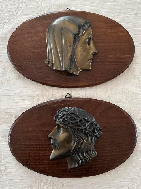 Maria en Jezus, koperen hoofd, op eiken plank, Antiquités & Art, Antiquités | Bronze & Cuivre, Enlèvement ou Envoi