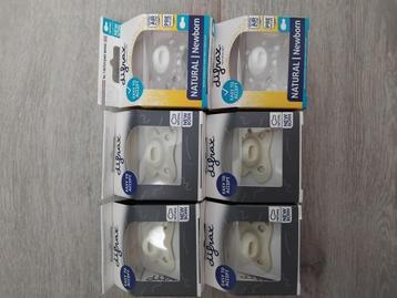 Fopspenen difrax newborn beschikbaar voor biedingen