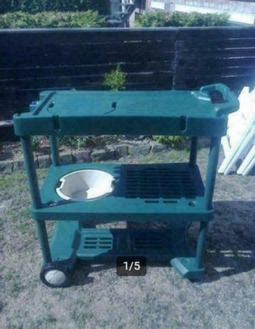 PRATIQUE ! Table de rempotage / jardinage comme neuve beschikbaar voor biedingen
