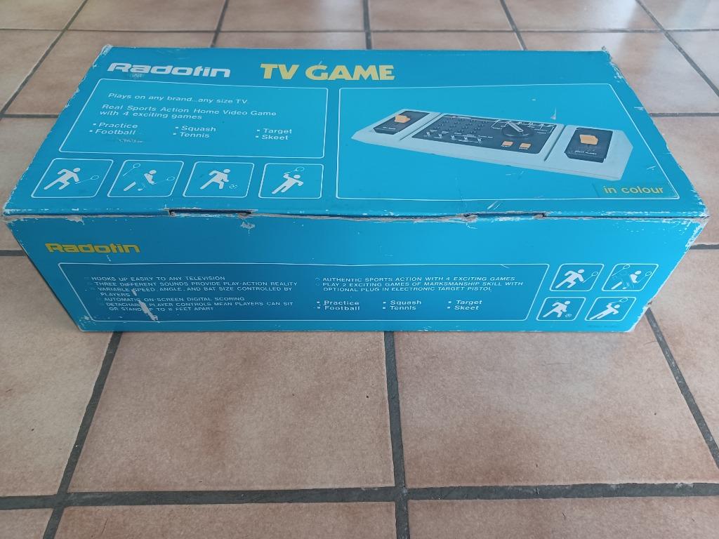 Ancienne console de jeu vidéo Prinztronic GRAND PRIX et cassette style Pong