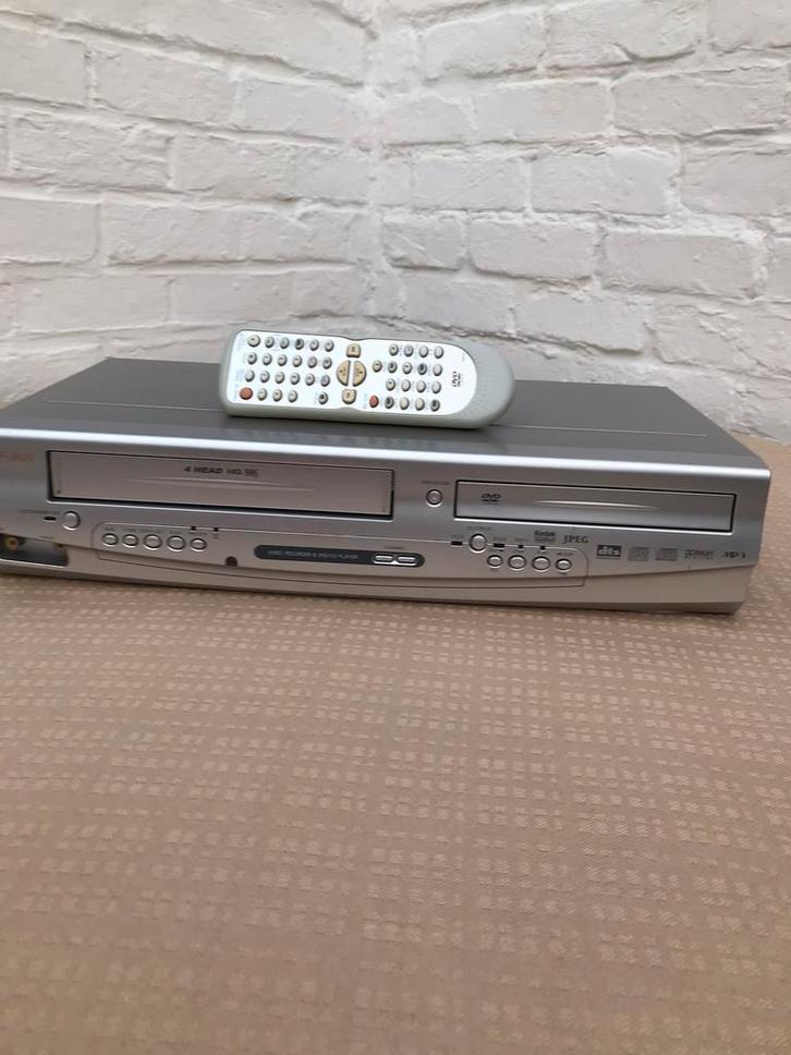 FUNAI DP VR-6530 Video-recorder/ DVD-CD-Player +afstandbed., Audio, Tv en Foto, Videospelers, Gebruikt, Ophalen