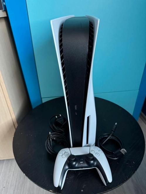 Ps5 disk edition met alle kabels werkt perfect, Games en Spelcomputers, Spelcomputers | Sony PlayStation 5, Zo goed als nieuw