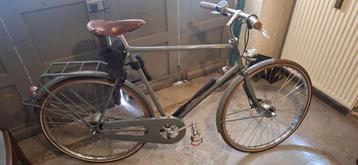 Schitterende Achille Basiel herenfiets met stalen frame in u beschikbaar voor biedingen