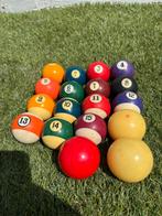 Vintage poolballen en driebandballen, Sport en Fitness, Ophalen of Verzenden, Gebruikt, Keu of Ballen