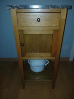 Nachtkastje met marmeren blad., Ophalen