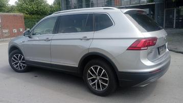 Volkswagen tiguan 2.0D Bj 2020 143000km 7 plaatsen beschikbaar voor biedingen