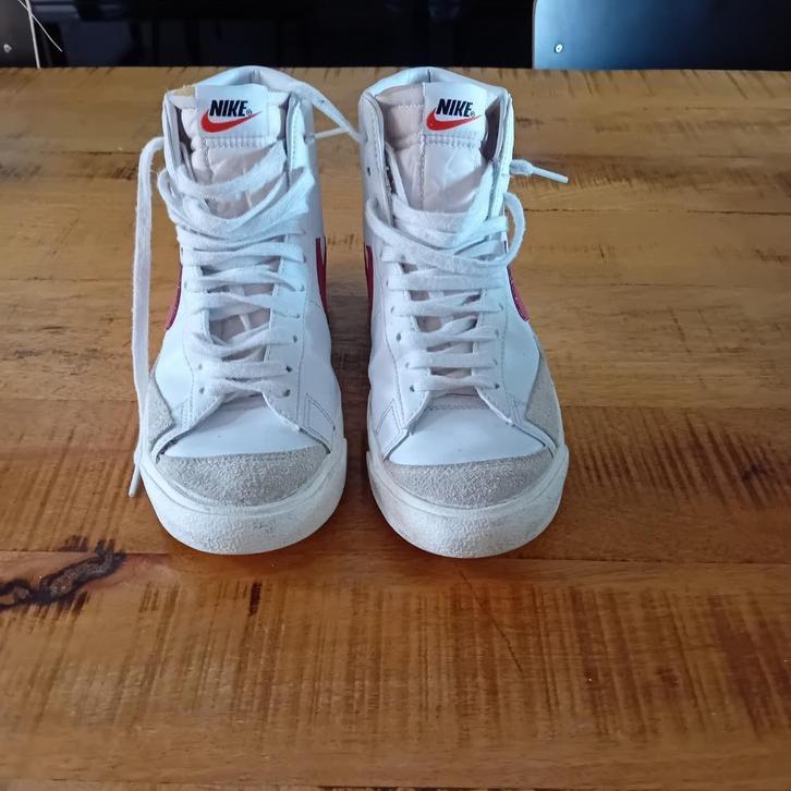 Nikes sneakers maat 42, Kleding | Heren, Schoenen, Zo goed als nieuw, Sneakers, Wit, Ophalen