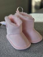 Chaussons roses pour bébé Primark 6-9 mois, Neuf, Enlèvement ou Envoi, Pantoufles, Primark