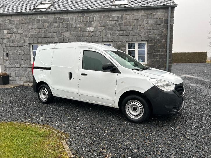 DACIA DOKKER Utilitaire, Autos, Camionnettes & Utilitaires, Entreprise, Achat, Airbags, Ordinateur de bord, Verrouillage central