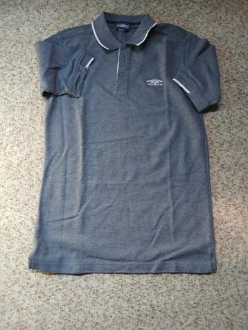 Polo shirt beschikbaar voor biedingen