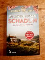 De zeven zussen schaduw, Boeken, Chicklit, Ophalen of Verzenden, Zo goed als nieuw