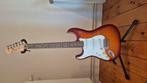Fender Mexican Stratocaster Left handed, Muziek en Instrumenten, Snaarinstrumenten | Gitaren | Elektrisch, Ophalen, Zo goed als nieuw