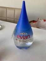 evian fles in de vorm van druppel - verzegeld en vol, Verzamelen, Glas en Drinkglazen, Ophalen of Verzenden, Nieuw, Waterglas